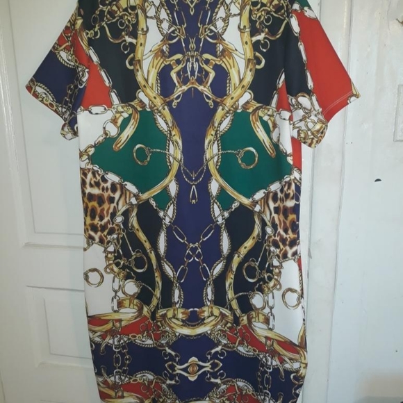 Dress - Picture 3 of 3